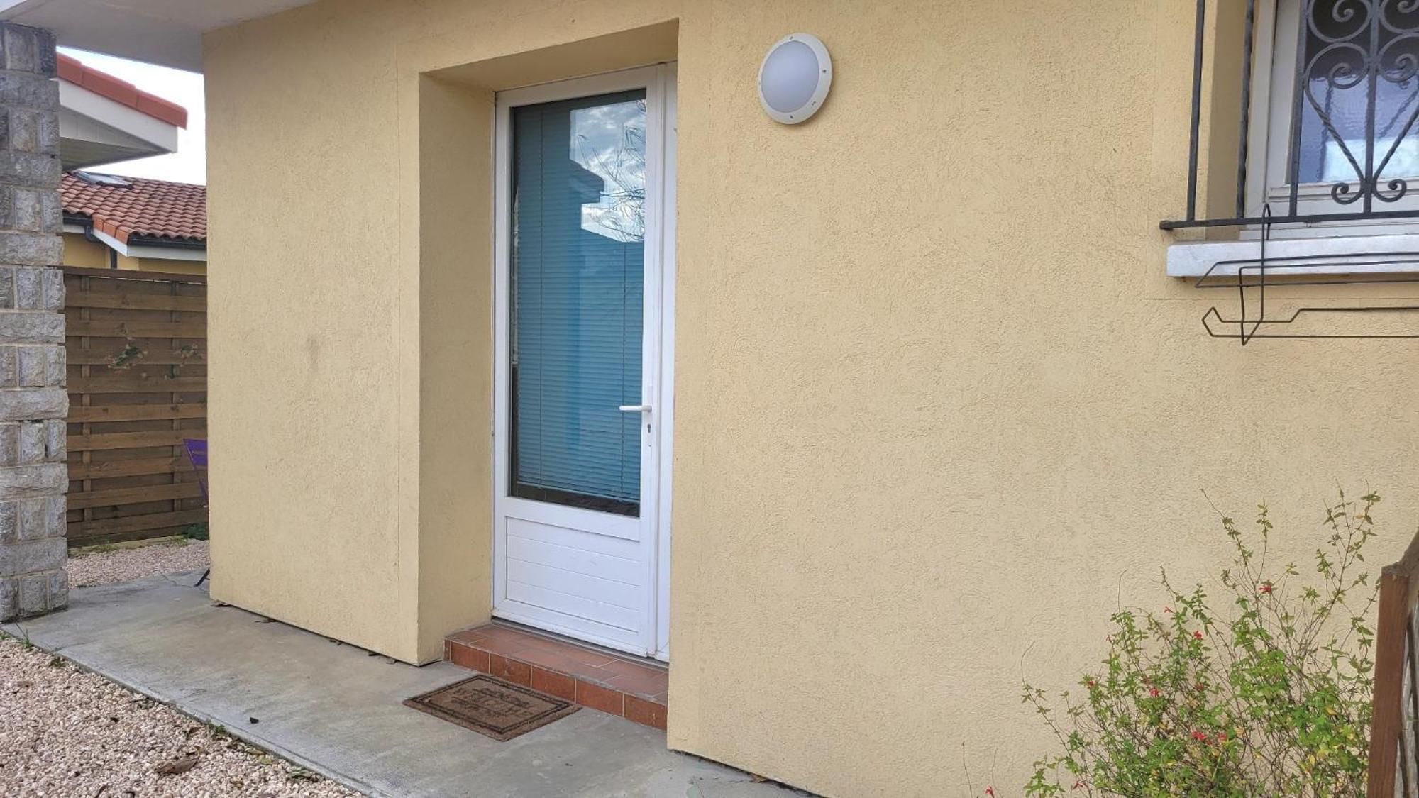 Apartamento Joli 1 Personne, Avec Terrasse Tarbes