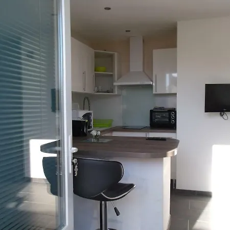 Studio Lumineux Avec Terrasse Tarbes Extérieur photo